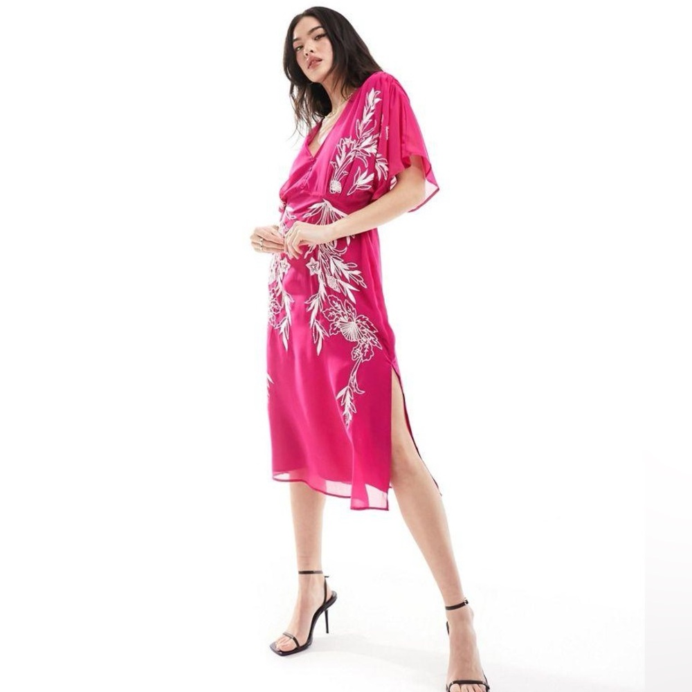 Elegant Pink Floral Midi Dress